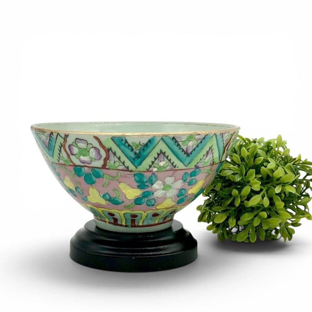 Russian Gardner Porcelain Hand Painted Persian Market Bowl Circa 1880s Antique